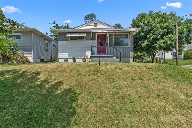 Property Photo:  5801 Arsenal Street   63139 