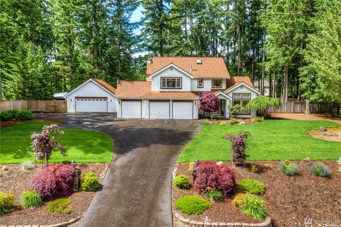 Property Photo:  20722  293rd Place  WA 98042 
