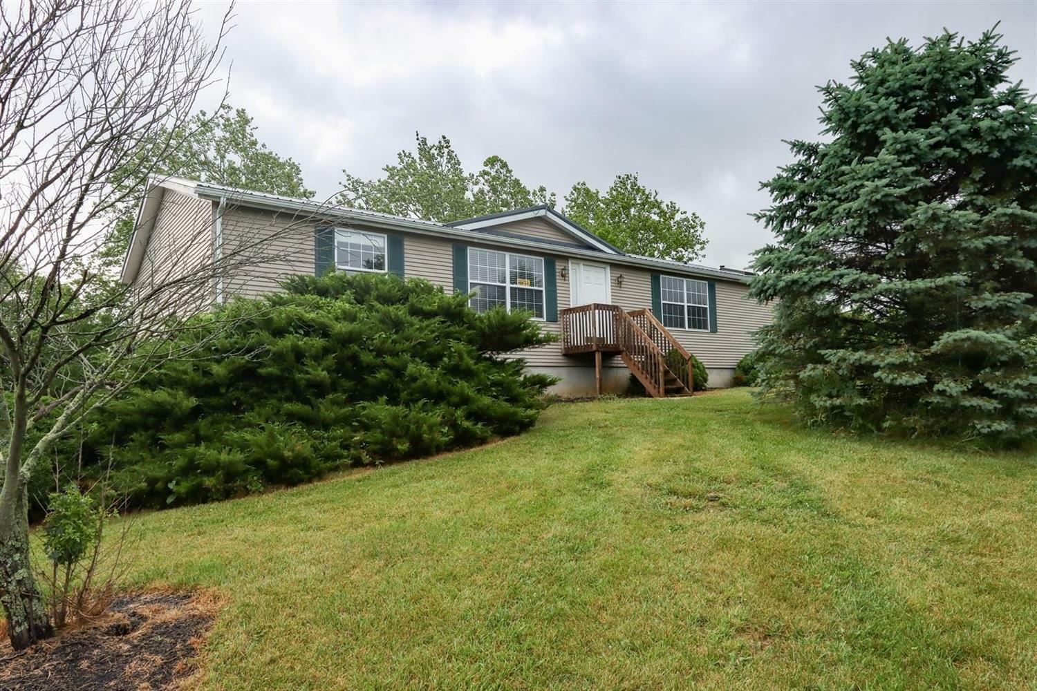 Property Photo:  5025 Drewersburg Rd  IN 47060 