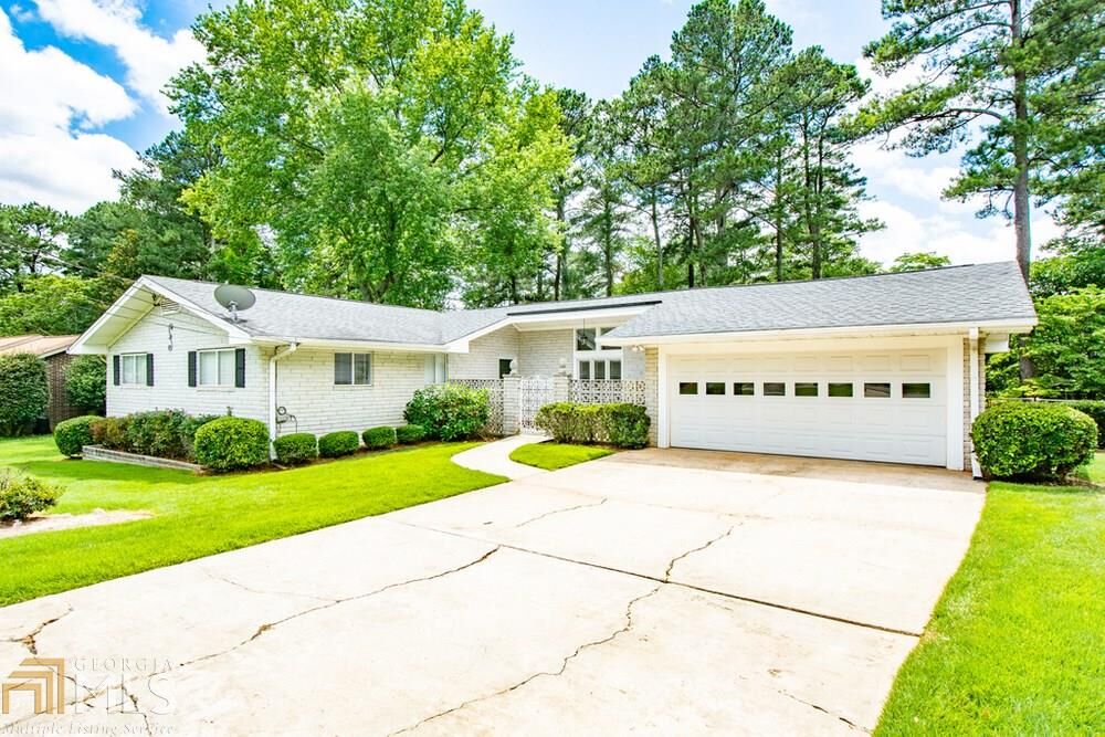 Property Photo:  3084 Ranlo Dr  GA 30340 