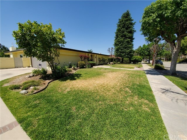 Property Photo:  588 W 17th Street  CA 91784 