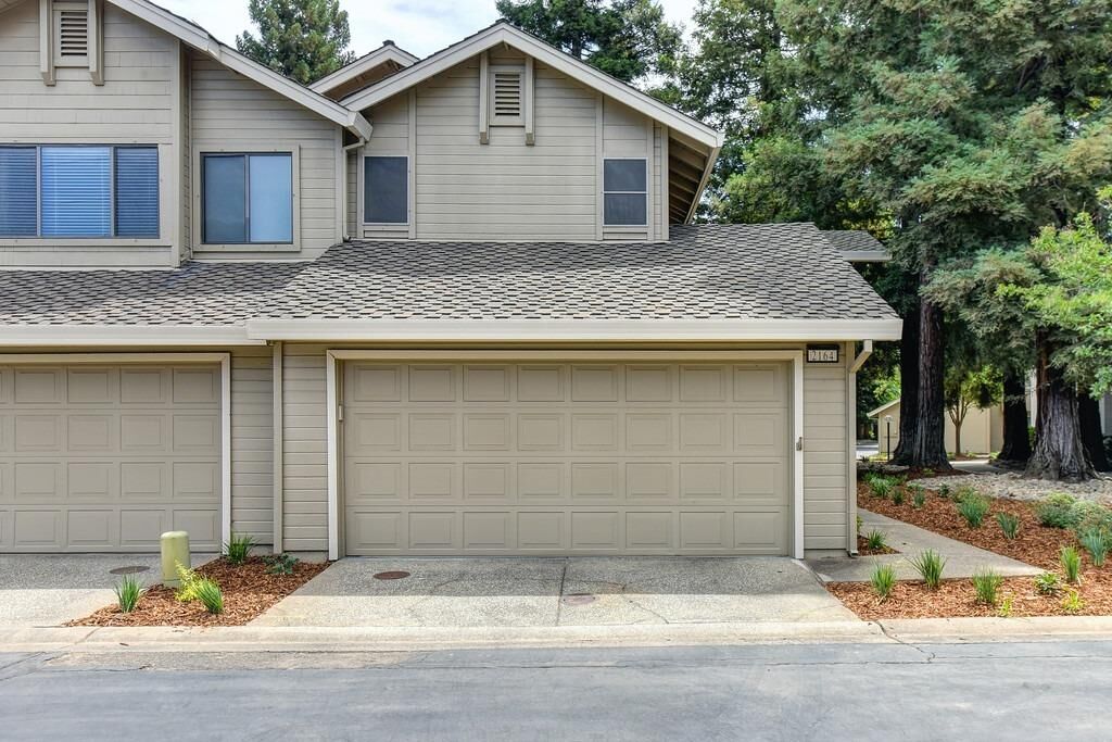 Property Photo: 2164 University Park Drive CA 95825