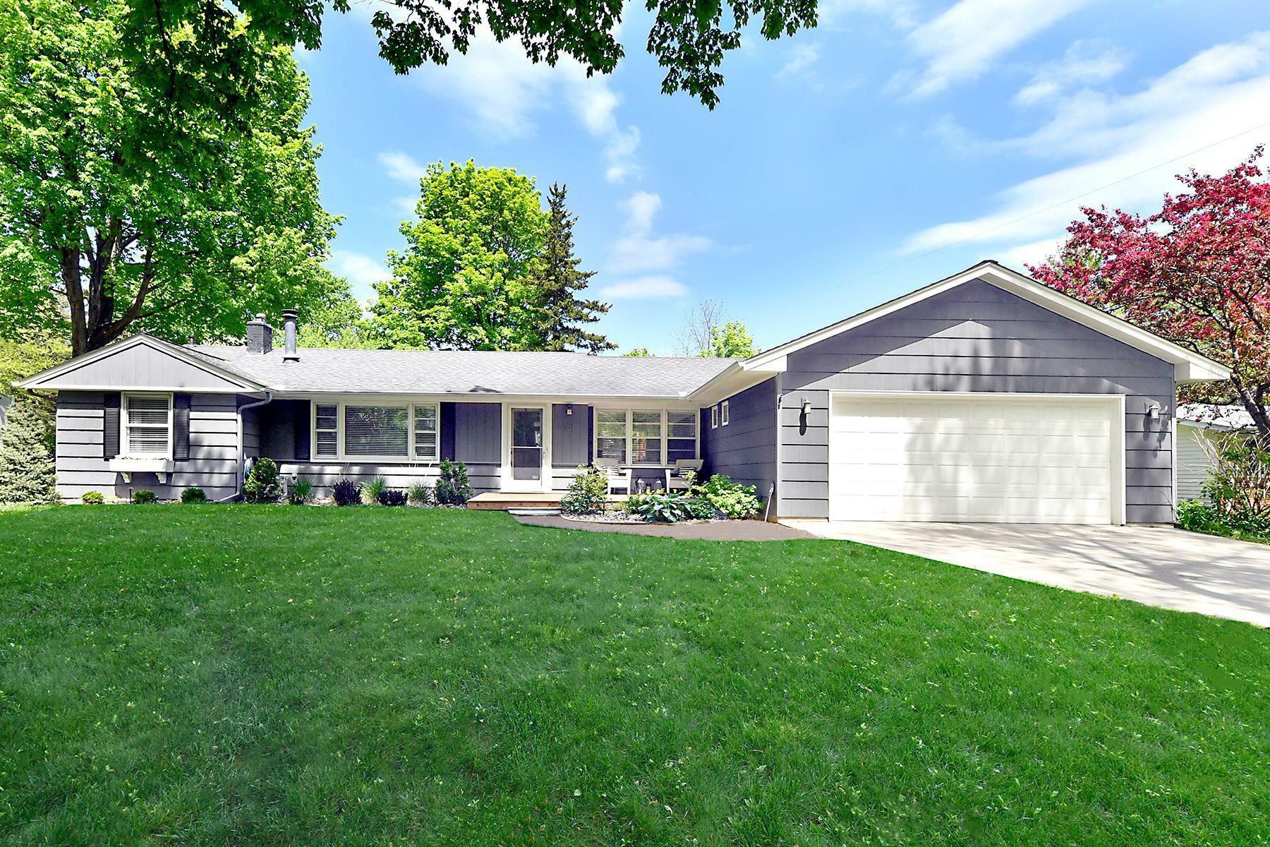 Property Photo: 301 Ridgeview Drive MN 55391