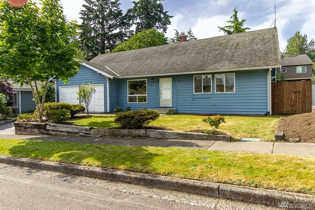 Property Photo:  15721 NE 53rd St  WA 98052 