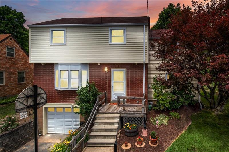 Property Photo: 301 Good Lane PA 15237