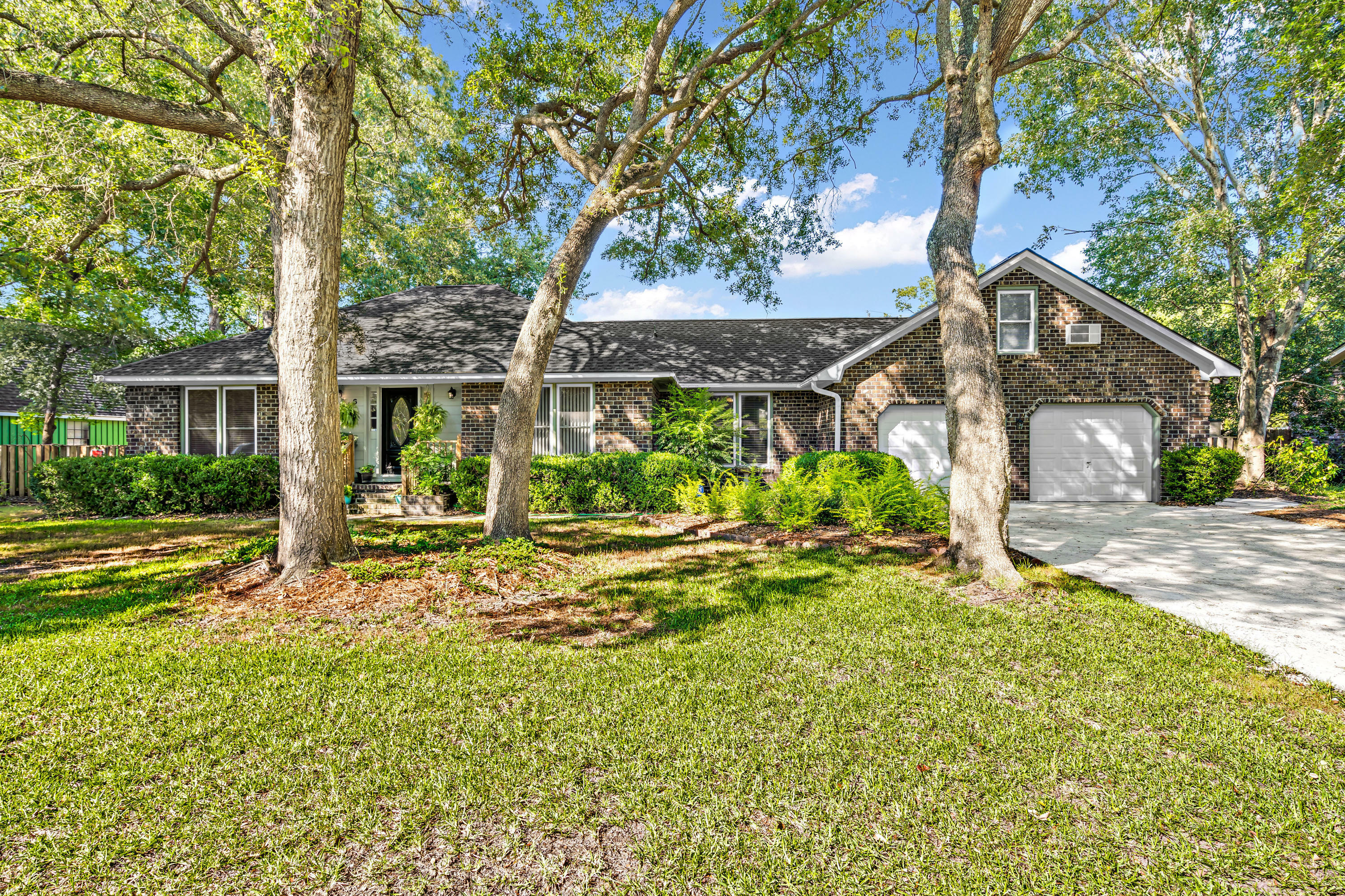 6 Hunter Forest Drive  Charleston SC 29414 photo