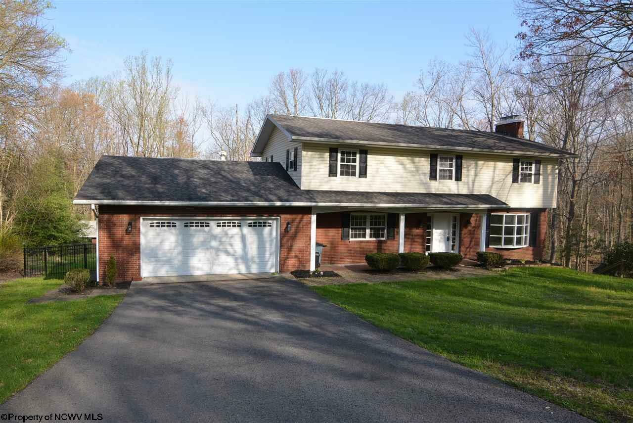 Property Photo:  40 Imperial Woods Drive  WV 26508 