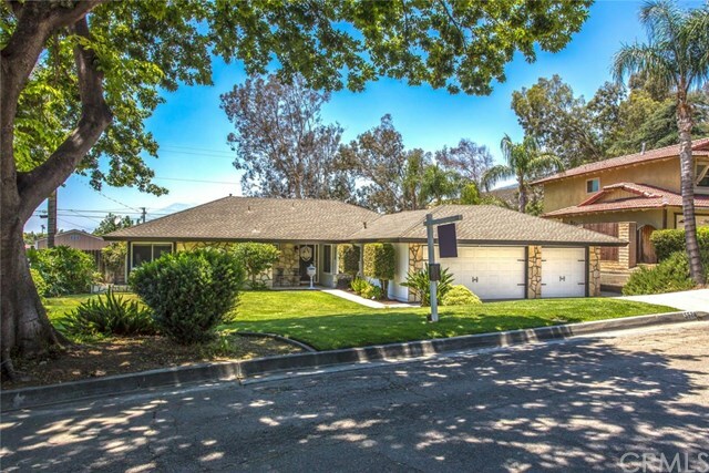 Property Photo: 5528 Electric Avenue CA 92407