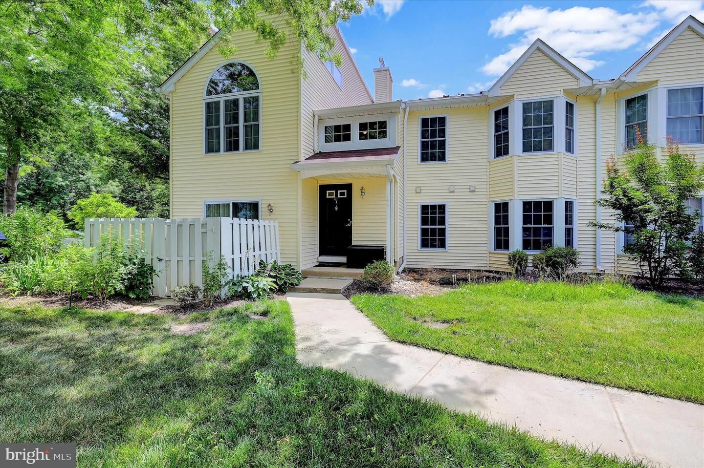 Property Photo:  47 Powell Court  NJ 08520 