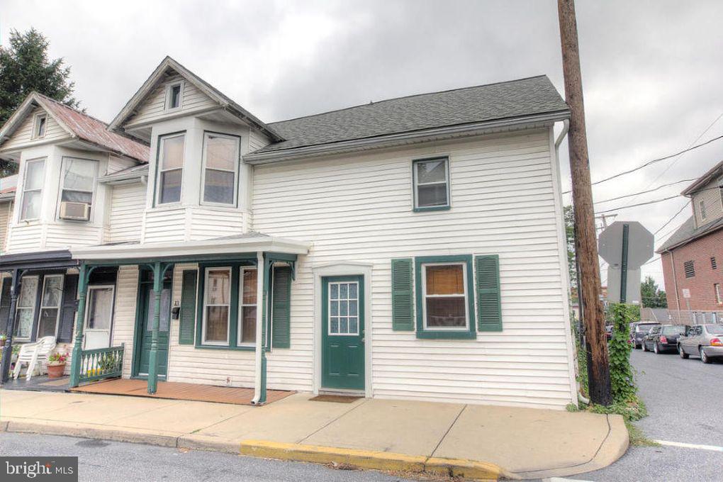 Property Photo: 13 E Orange Street PA 17543