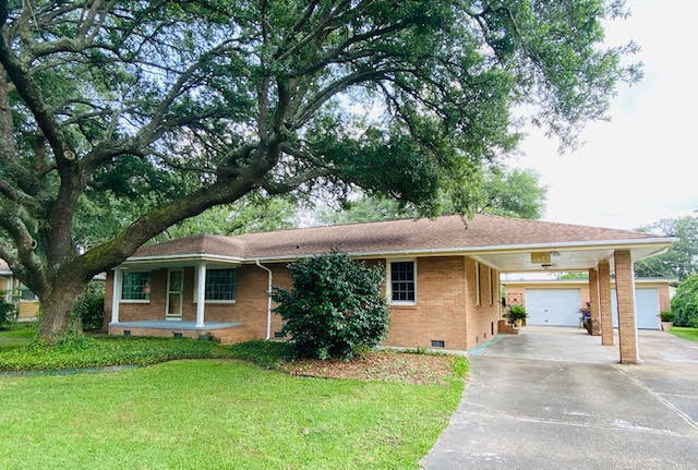 Property Photo:  1673 McClain Street  SC 29407 