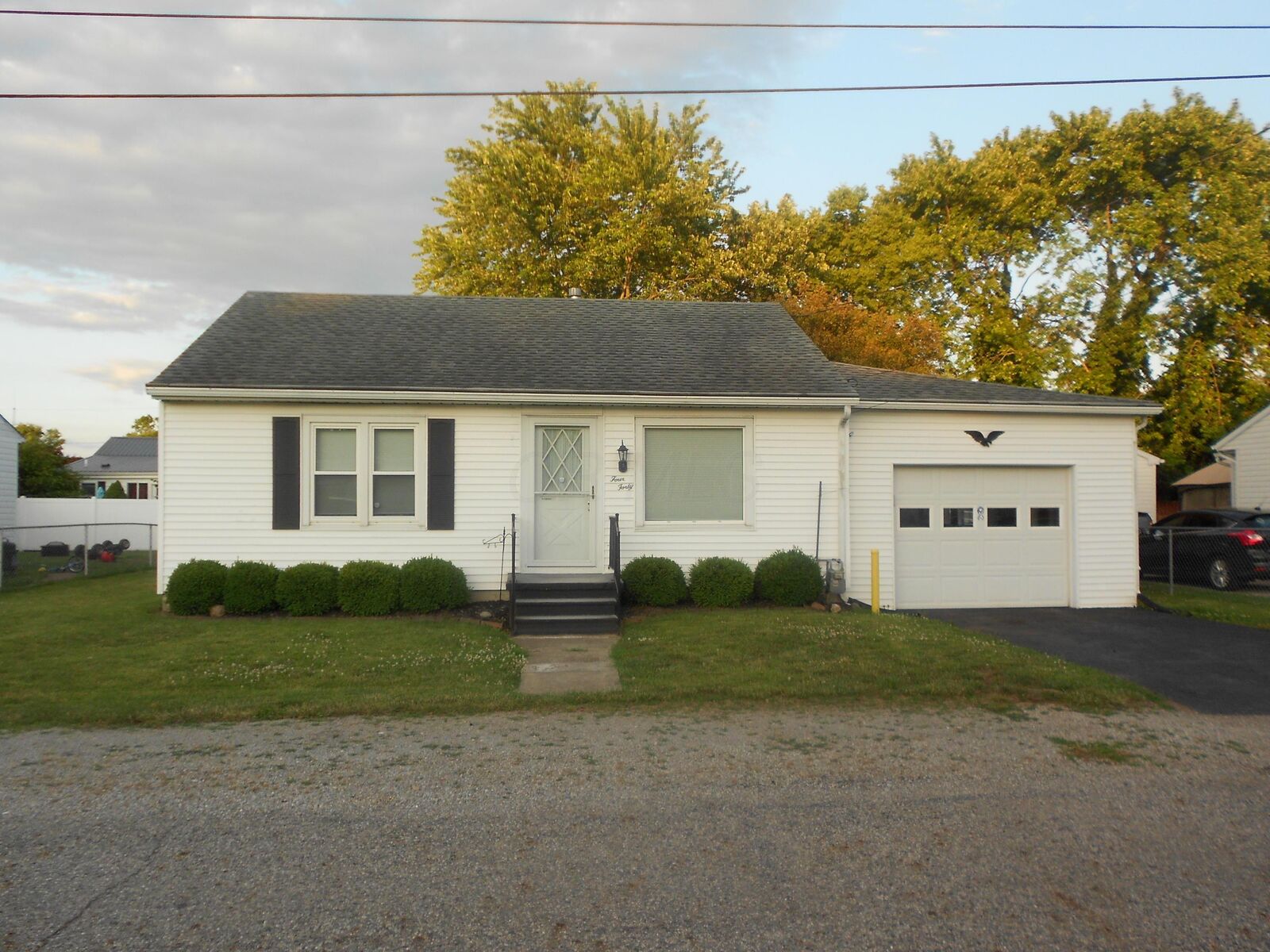 Property Photo:  440 Brown Street  OH 43113 