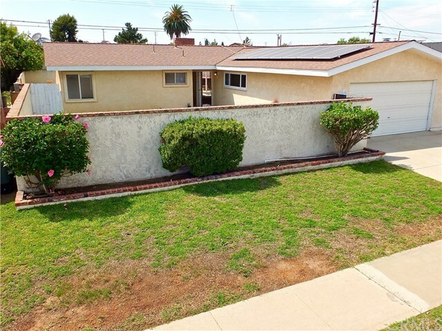 Property Photo: 8435 San Clemente Way CA 90620