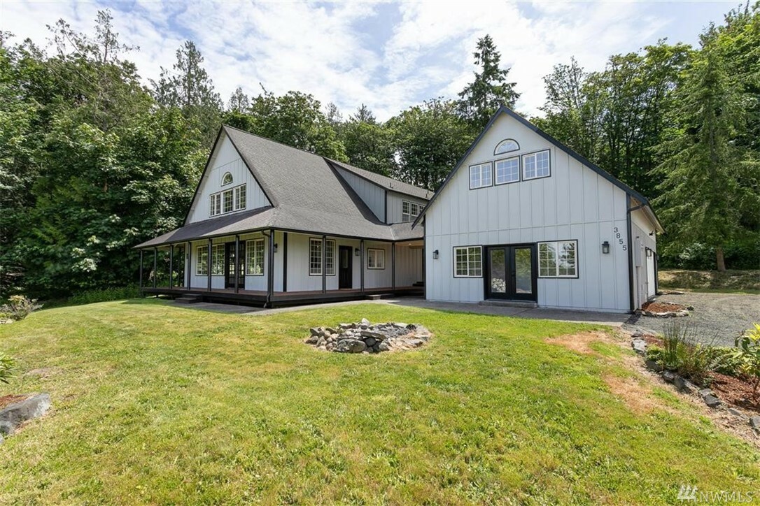 Property Photo: 3855 Reflection Lane E WA 98366