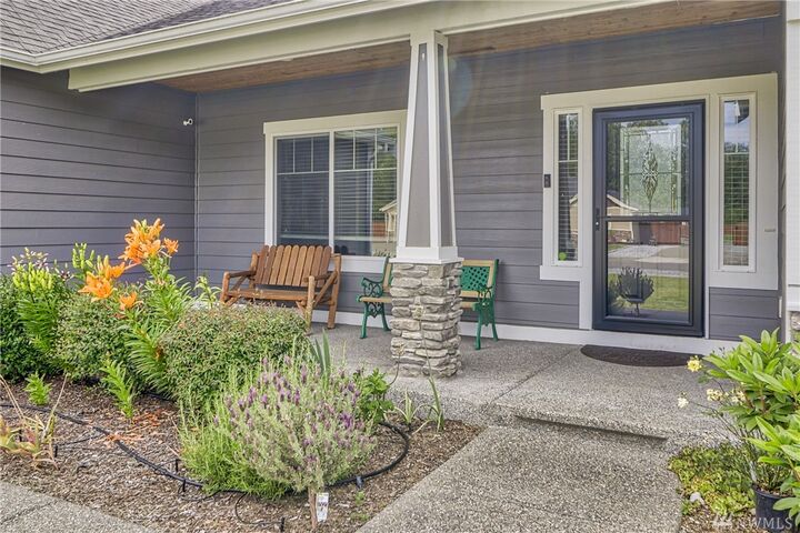 Property Photo: 29610 33rd Avenue S WA 98580