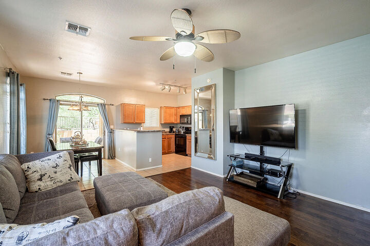 Property Photo: 2250 E Deer Valley Road 16 AZ 85024