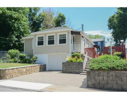 Property Photo: 205 N Llewellyn St MA 01850