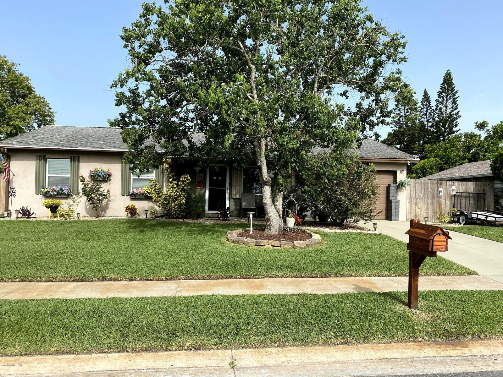 Property Photo: 2152 Cherrywood Drive FL 32935