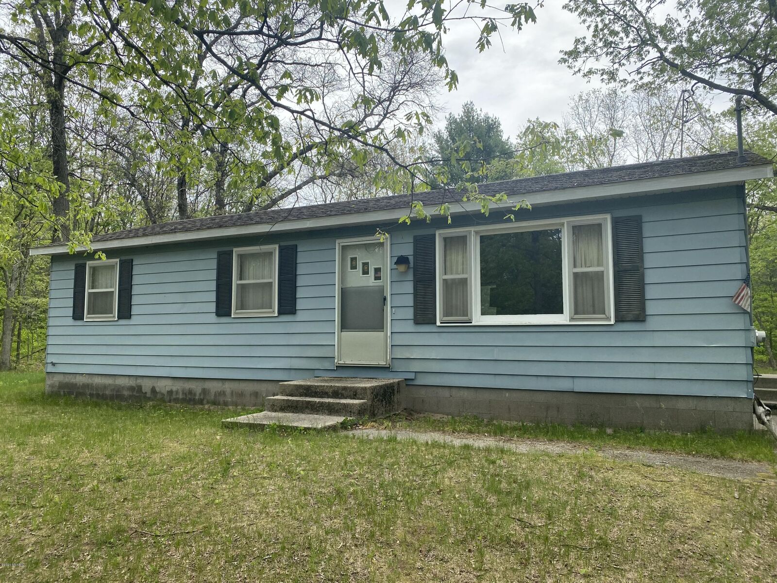 Property Photo:  10070 Schow Road  MI 49425 