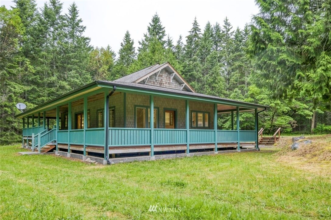 Property Photo: 2080 S Discovery Road WA 98368