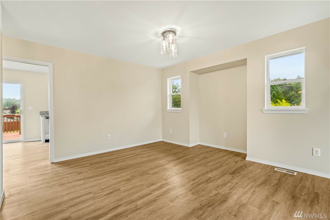 Property Photo:  6025 57th Dr NE  WA 98270 