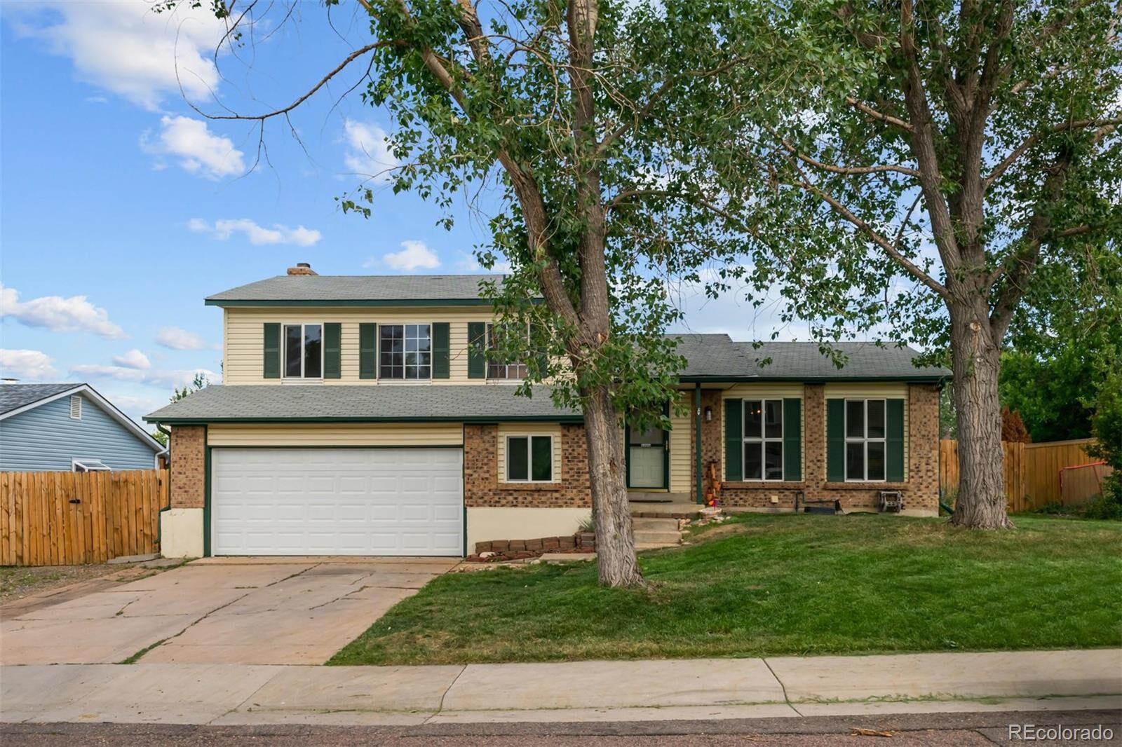 Property Photo:  7628 S Holland Way  CO 80128 
