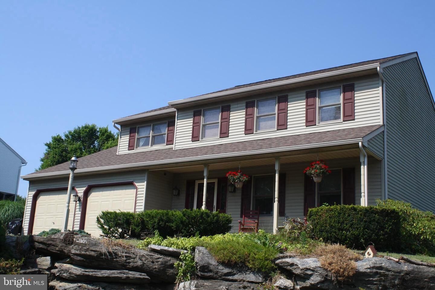 Property Photo:  505 Woodcrest Drive  PA 17602 