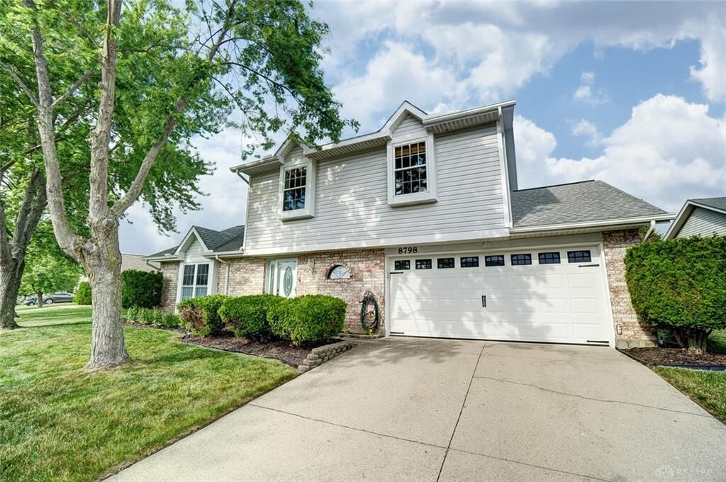 Property Photo: 8798 Deer Chase Drive OH 45424
