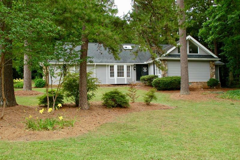 Property Photo:  560 Ridgewater Drive  GA 30068 