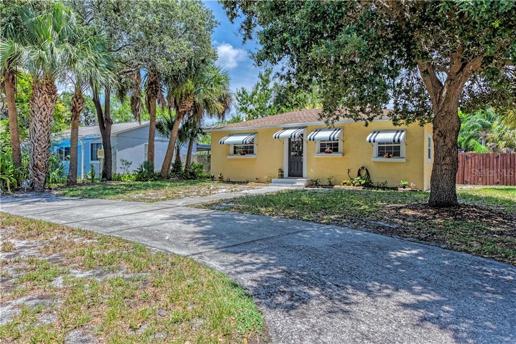 Property Photo:  1002 Gray Street S  FL 33707 