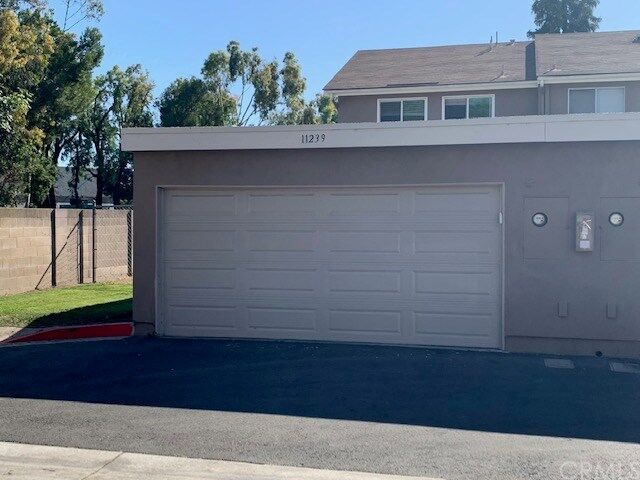 Property Photo:  11239 Dover Way  CA 90680 