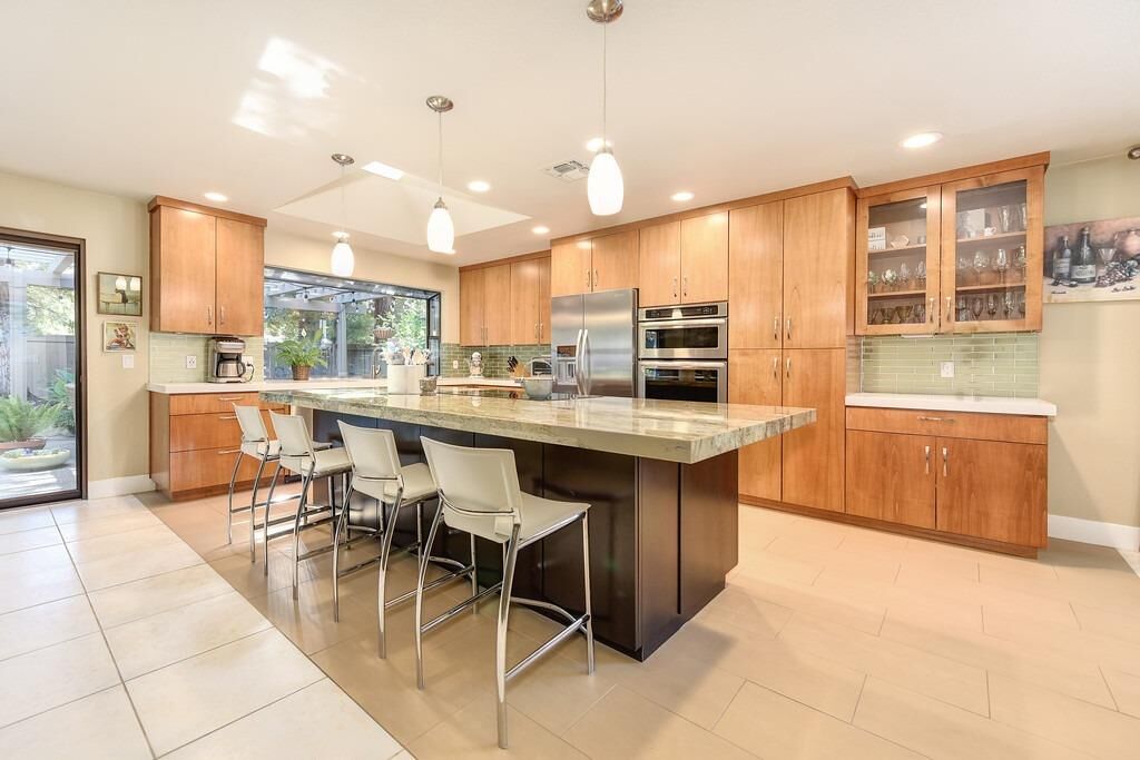 Property Photo: 11338 Sutters Mill Circle CA 95670