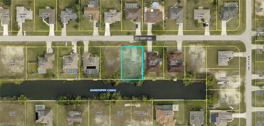 Property Photo: 122 SW 21st Terrace FL 33991