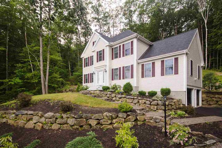 Property Photo: 27 Fairlane Street NH 03110