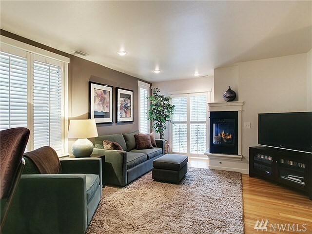 Property Photo:  4502 NE 55th St A  WA 98105 