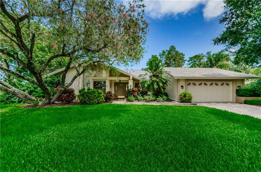 Property Photo:  435 Palmdale Drive  FL 34677 