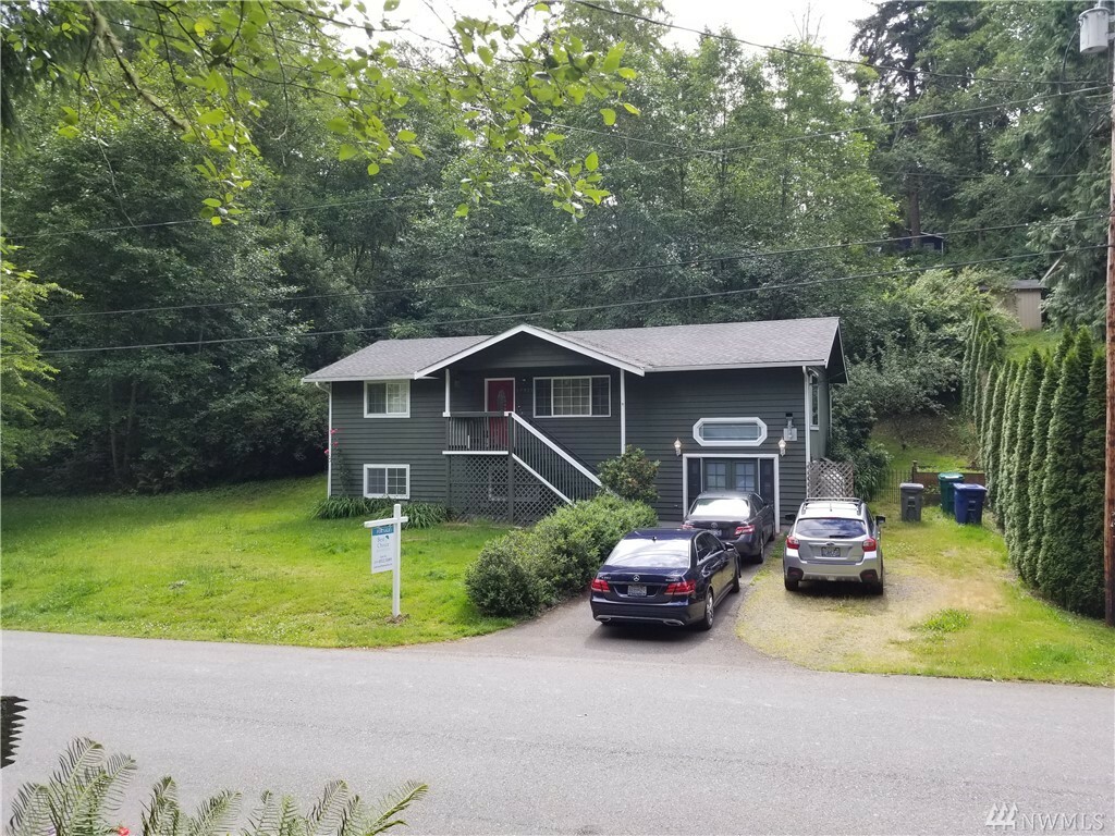 Property Photo: 17911 65 Dr NW WA 98292