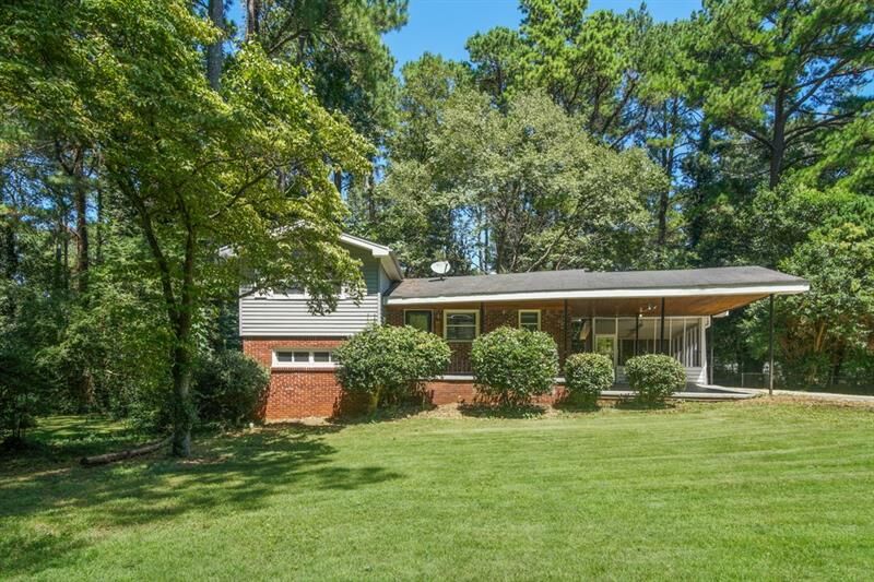 Property Photo: 3454 Primrose Place GA 30032