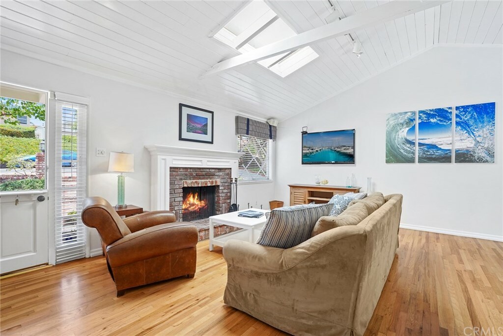 Property Photo: 430 Catalina Drive CA 92663