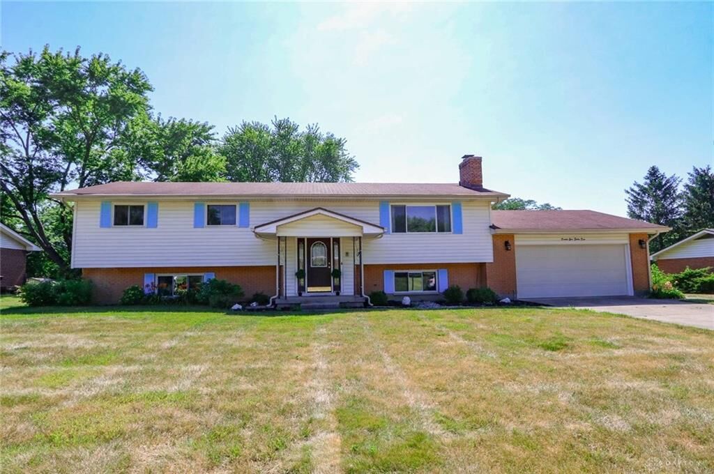 Property Photo: 2142 Prudence Drive OH 45431
