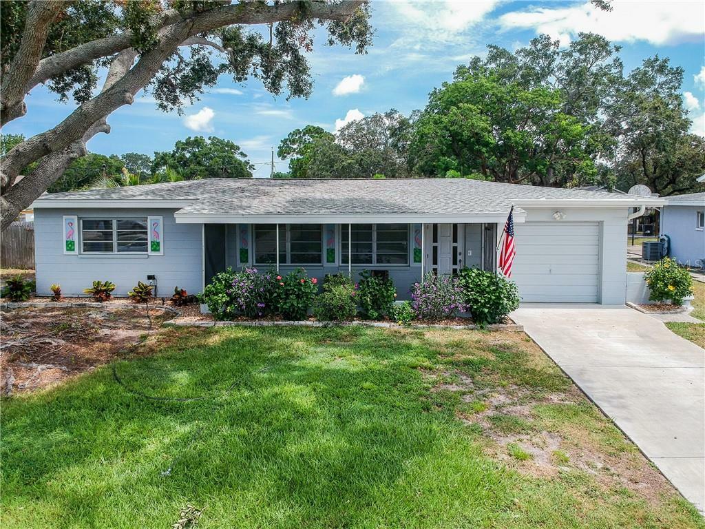 Property Photo:  10801 Valencia Terrace  FL 33772 