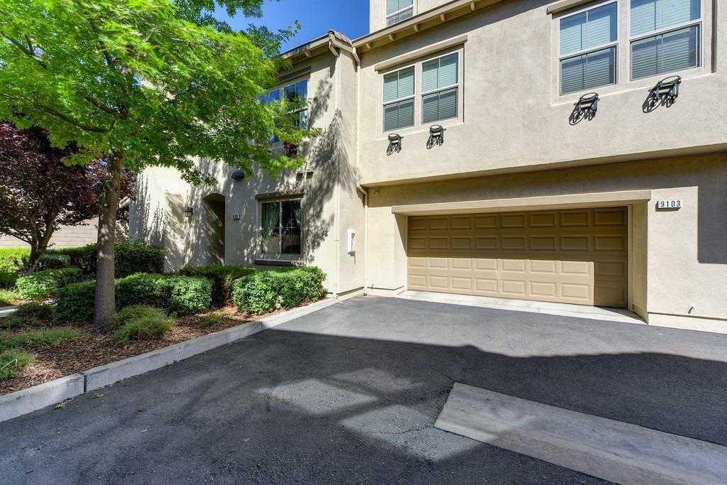 Property Photo:  5301 East Commerce Way 9103  CA 95835 