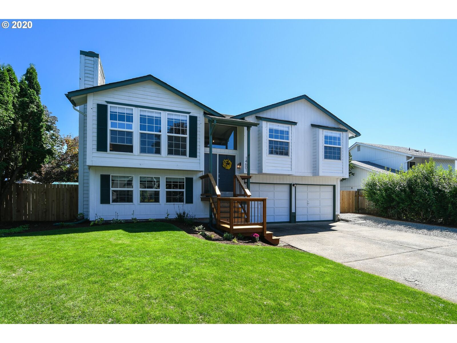 Property Photo: 14601 SE 13th St WA 98683
