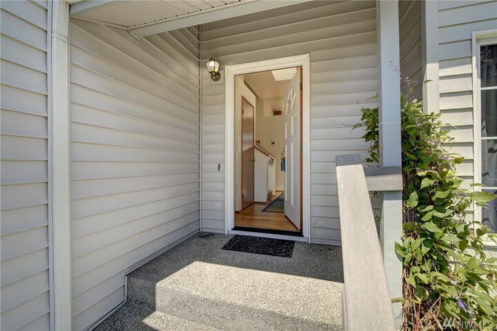 Property Photo: 823 234th Street SE WA 98021