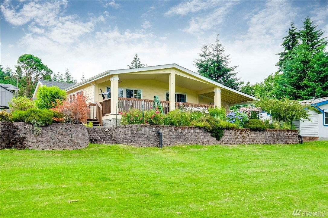 Property Photo:  4903 Wildflower Lane NE  WA 98311 