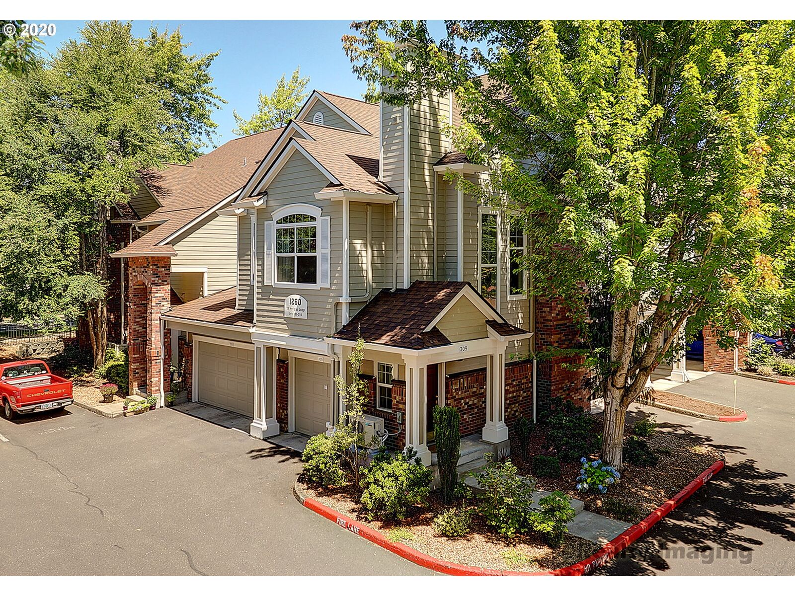 Property Photo:  1260 NE Horizon Loop 309  OR 97124 