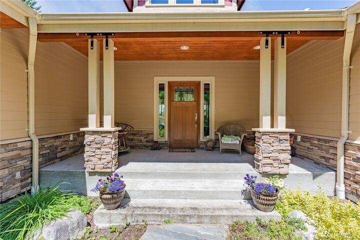 Property Photo: 3014 Raven Crest Street WA 98226