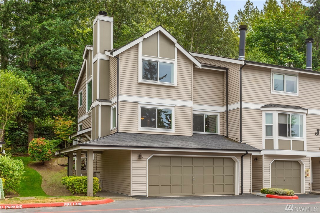 Property Photo:  16101 Bothell Everett Highway J1  WA 98012 