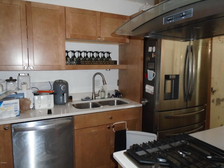 Property Photo:  3010 W Loma Lane  AZ 85051 