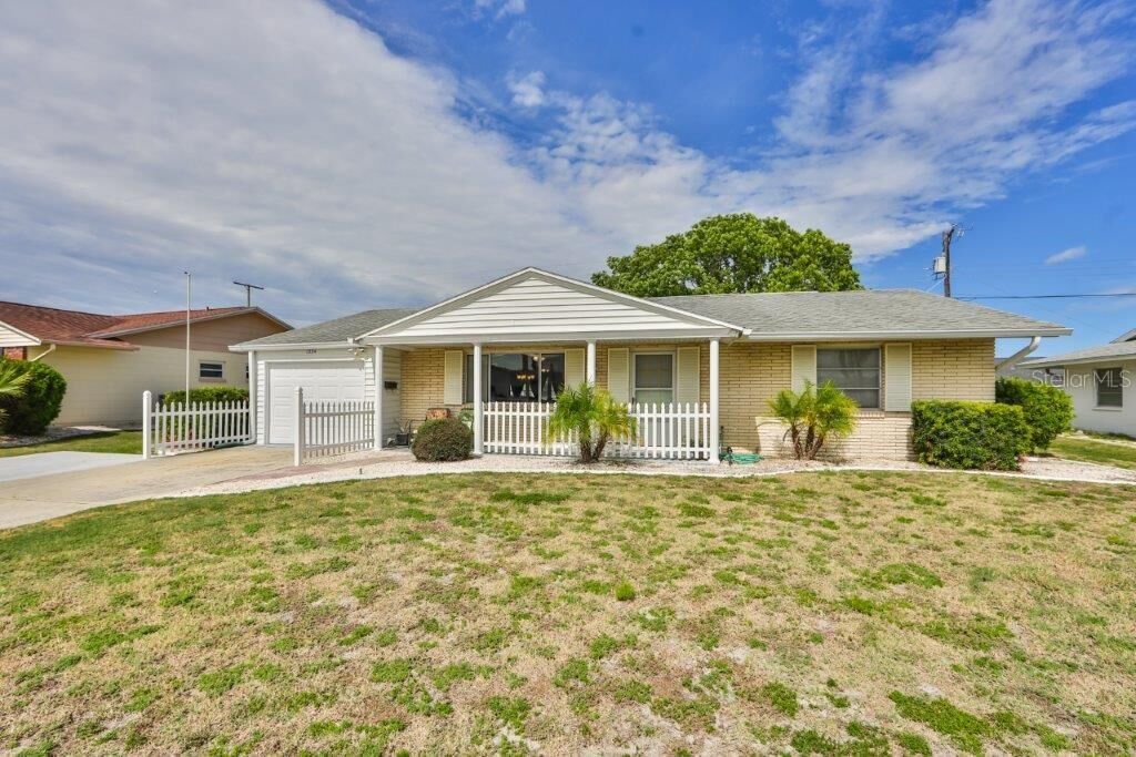Property Photo: 1234 Valley Forge Boulevard FL 33573